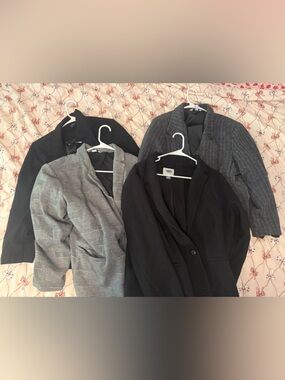 Mixed Women's Blazer Lot - Black and Gray Styles, Old Navy and Torrid size XXL